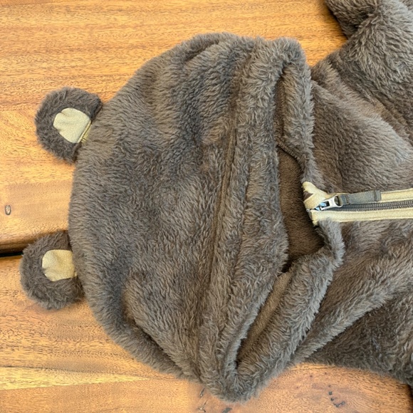 Furry Bear front zip jacket - Picture 5 of 5